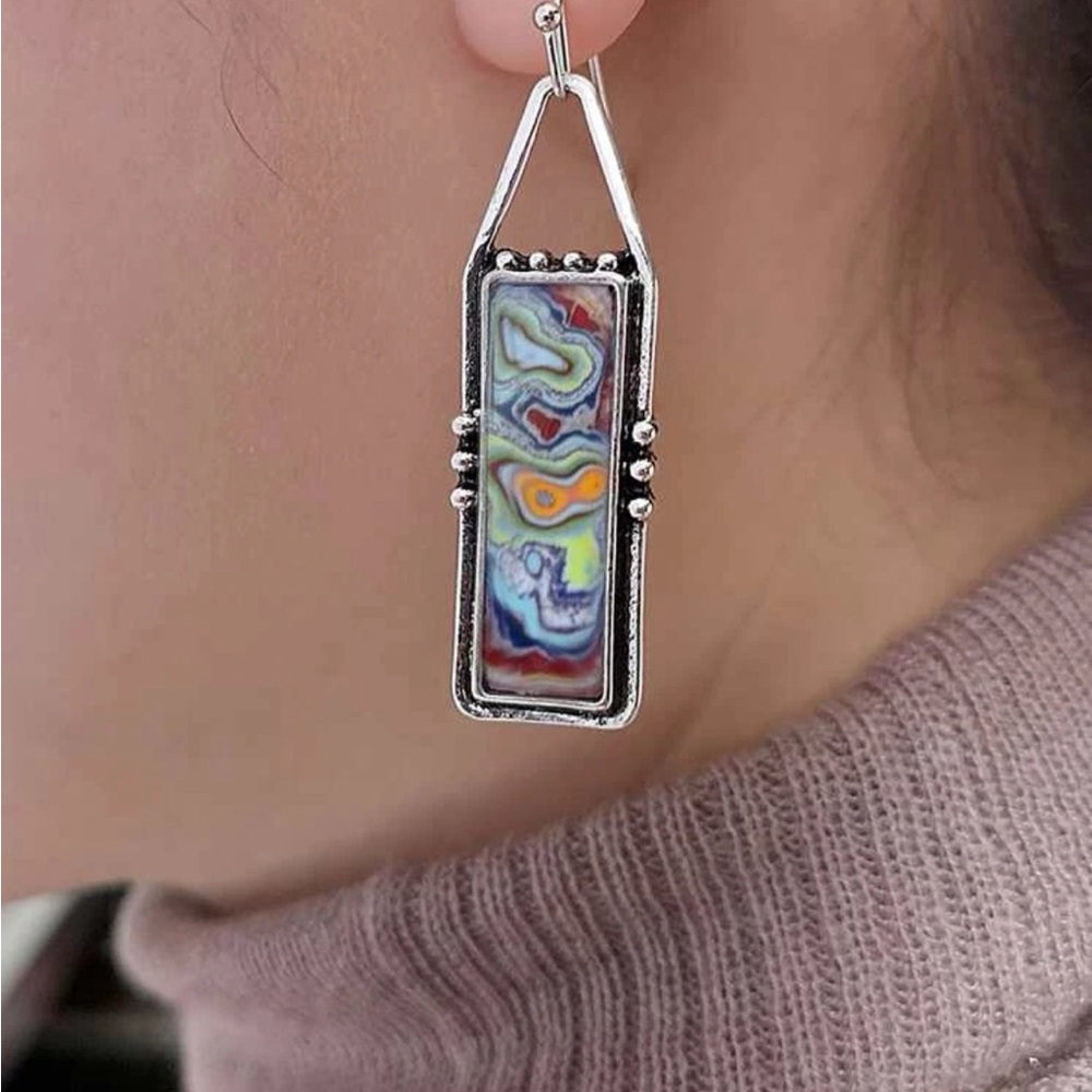 New Boho Vintage Spiral Marble Pattern
Colorful drop earrings - Picture 2 of 2